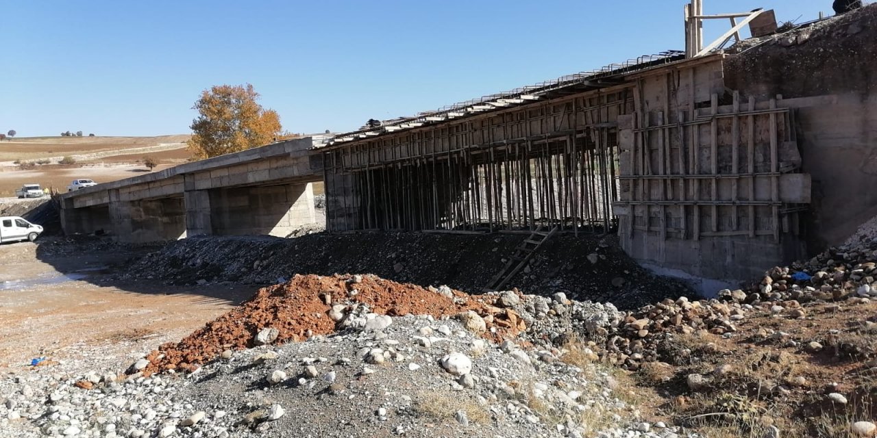 Pazarcık’taki Geçgeç Çayı köprüsünde çalışmalarda sona gelindi