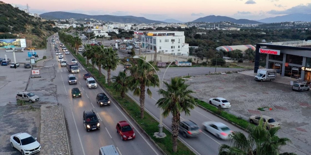 Bodrum trafiğinde yılbaşı hareketliliği yaşanıyor