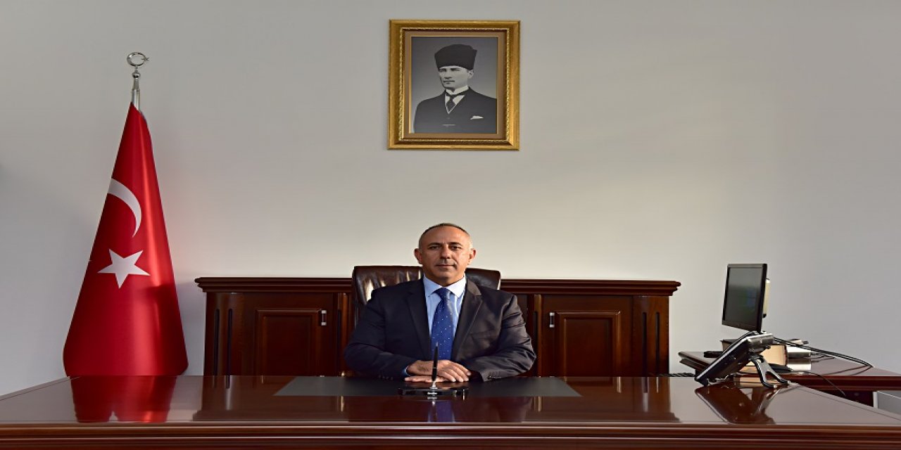 Türkoğlu Kaymakamı, Hersanlıoğlu AA'nın "Yılın Fotoğrafları" oylamasına katıldı