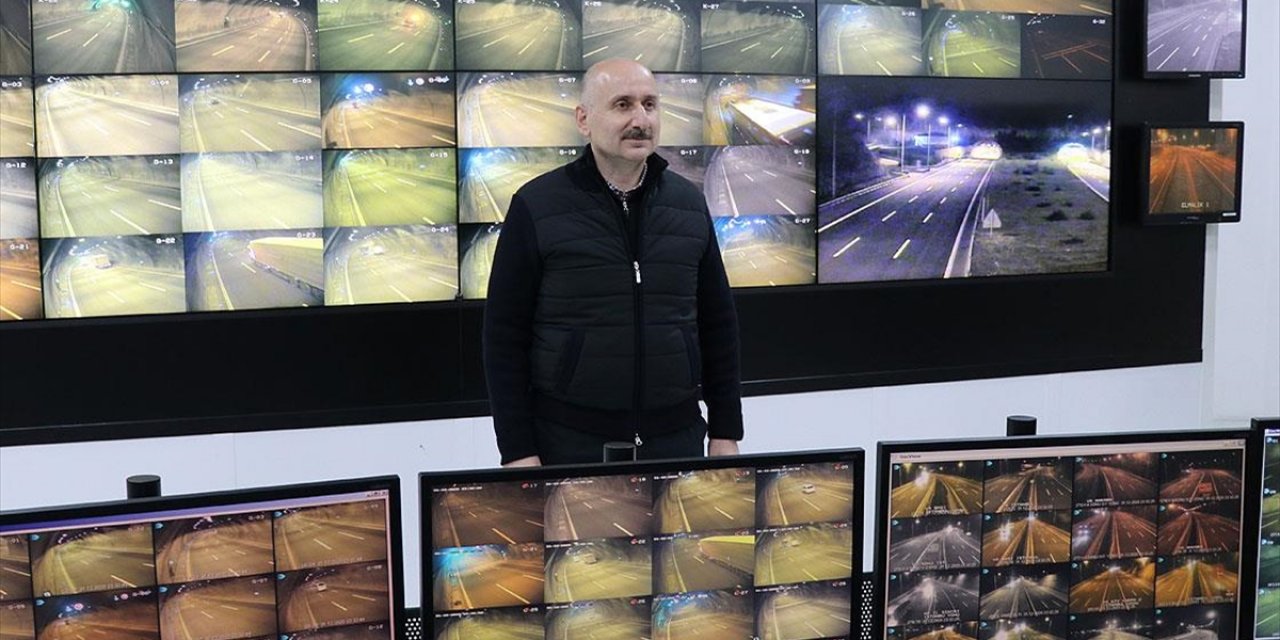 Bakan Karaismailoğlu: Mart ve ekim ayları arasında yaklaşık 7 milyar dolarlık yatırım yaptık