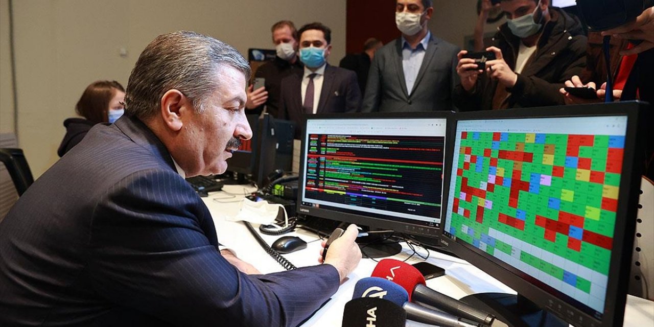 Bakan Koca sağlık çalışanlarına seslendi: Canla başla çalıştınız