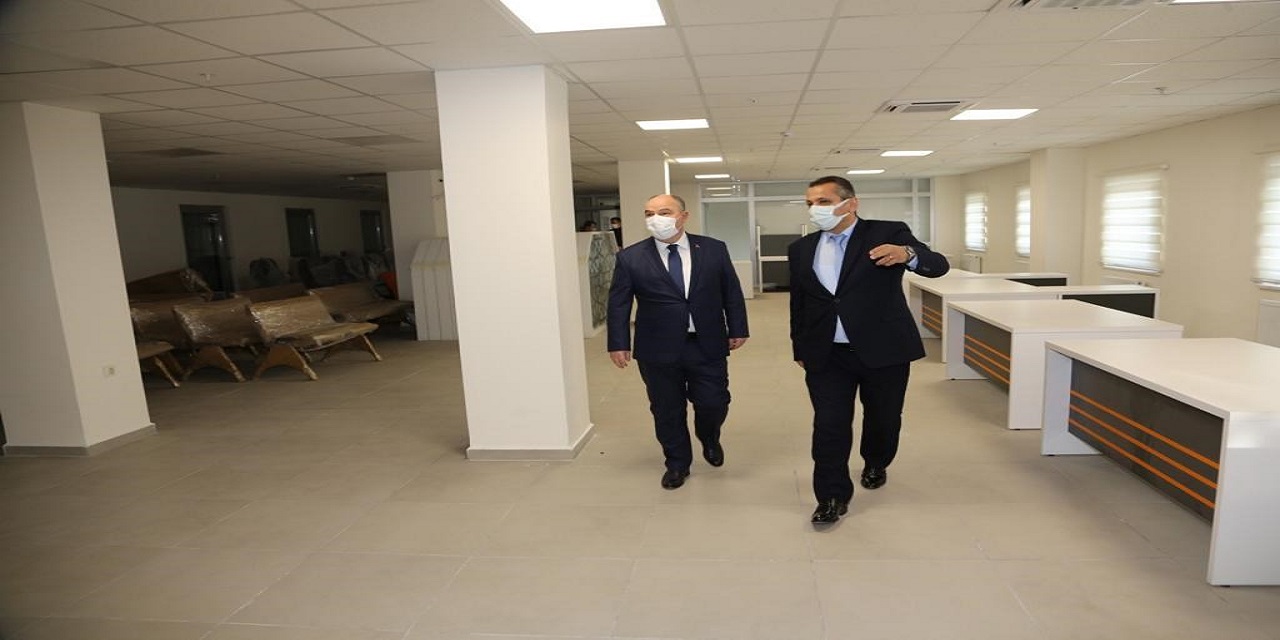 Kahramanmaraş Valisi Coşkun Dulkadiroğlu Kaymakamlığını ziyaret etti