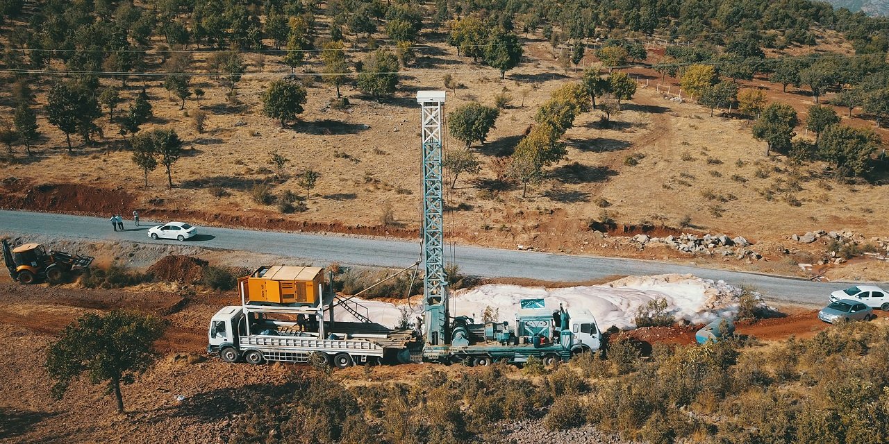Türkoğlu’ndaki Akçalı mahallesinin su sorunu giderildi