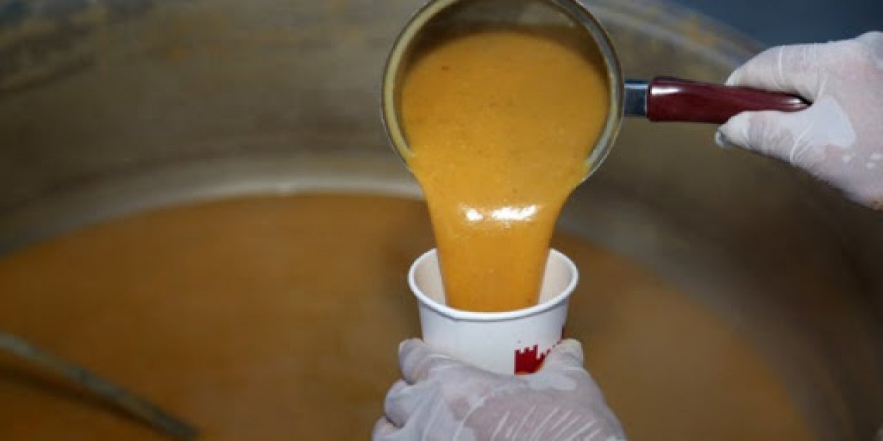 Elbistan'daki TÜGVA üyesi gençlerden polise çorba ikramı