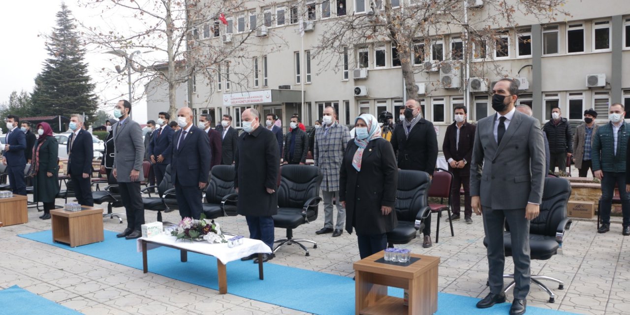 Yeni ambulanslar görev yerlerinde