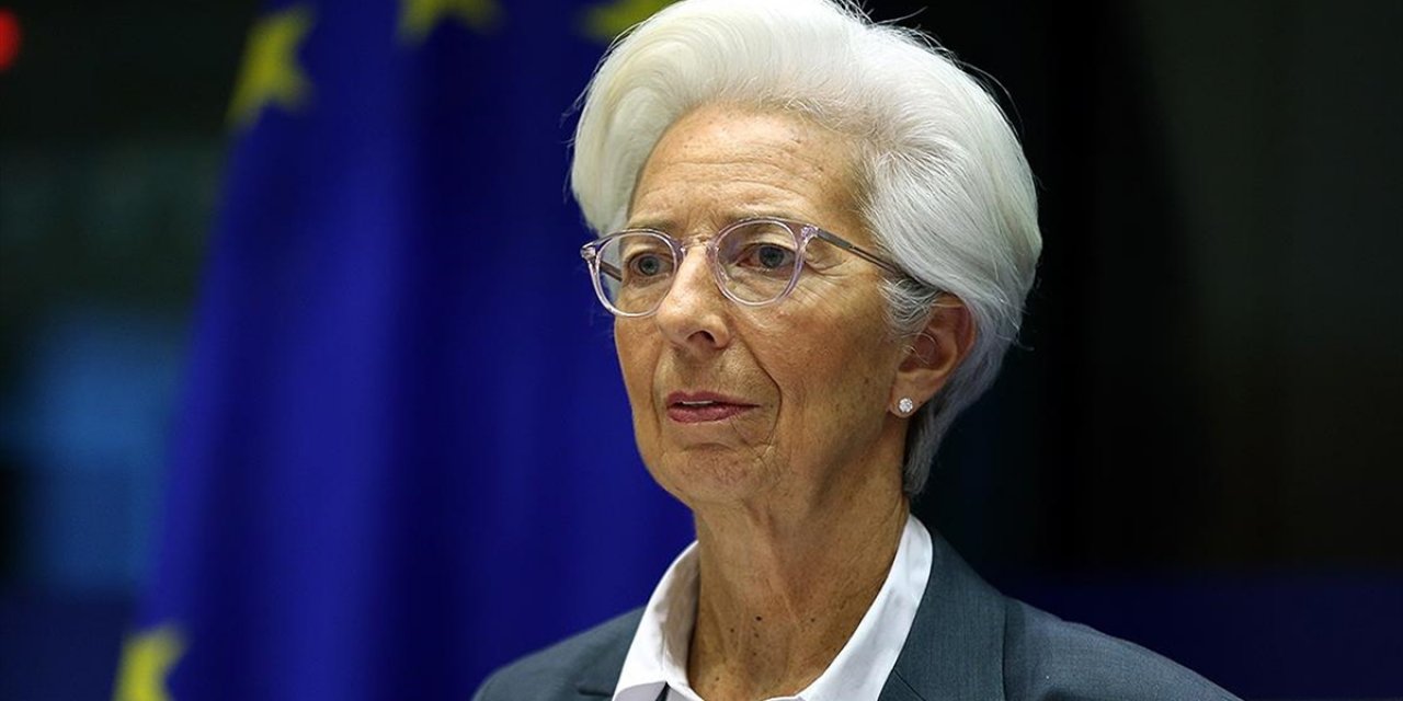 ECB Başkanı Lagarde: Avro Bölgesi ekonomisi son çeyrekte muhtemelen daraldı