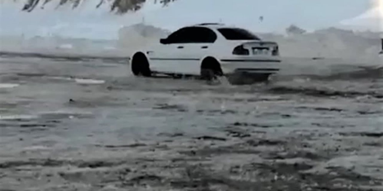 Kahramanmaraş'ta karda drift atan 2 sürücü jandarmaya takıldı