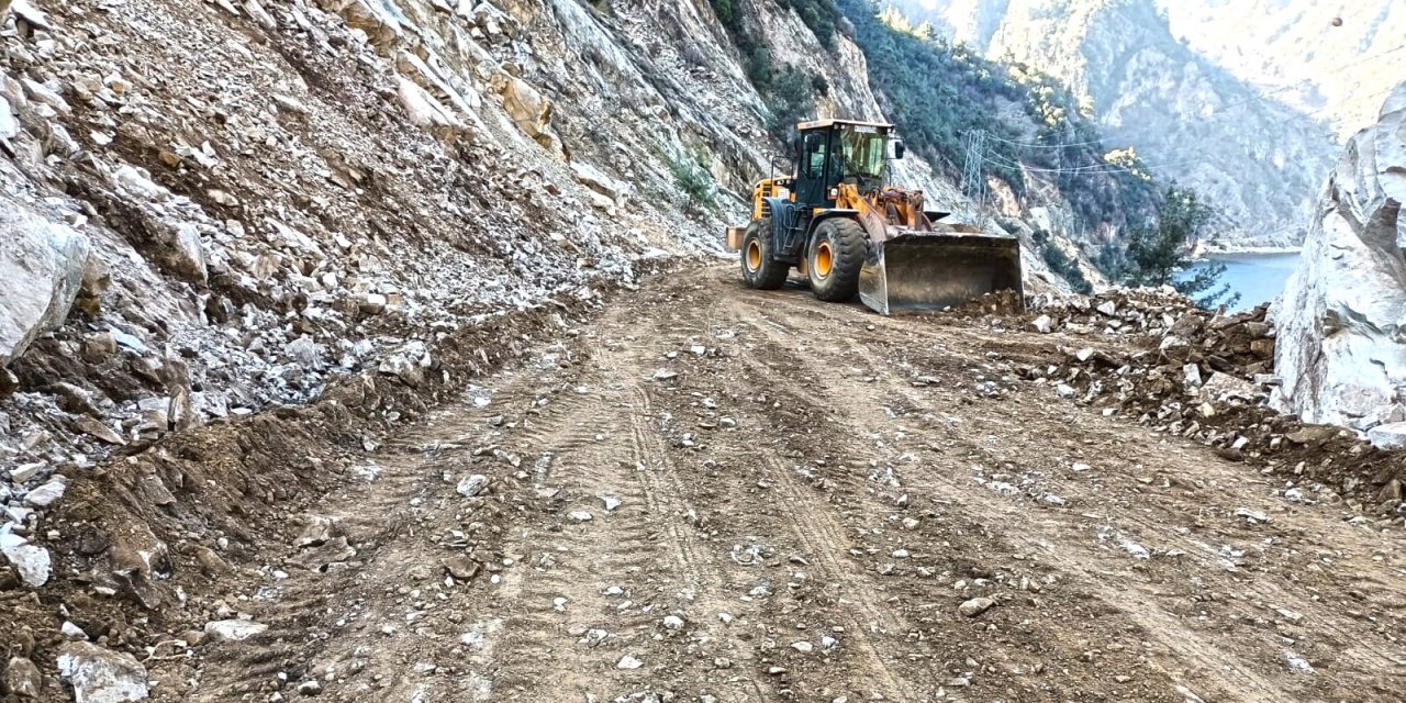 Kahramanmaraş’taki Çokran yolu trafiğe açıldı