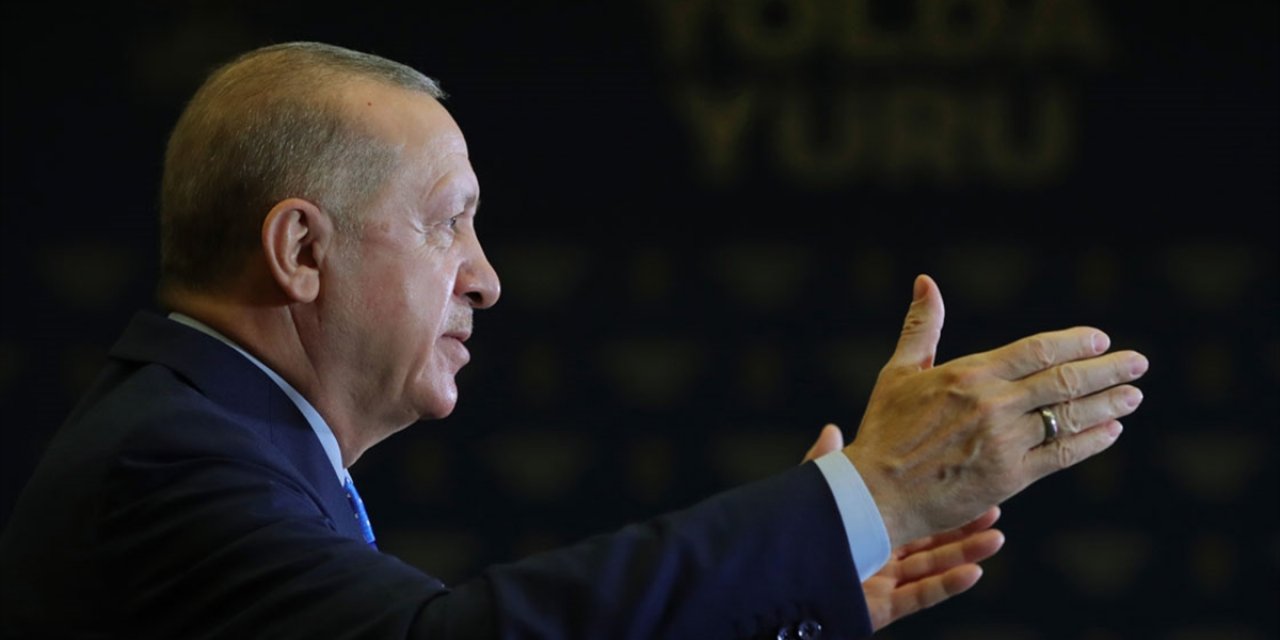 Cumhurbaşkanı Erdoğan'dan esnaf ve sanatkarlara kredi taksit ödemelerinde erteleme müjdesi