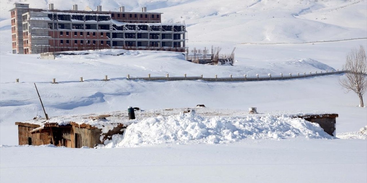 Doğu Anadolu'da dondurucu soğuklar etkisini sürdürüyor