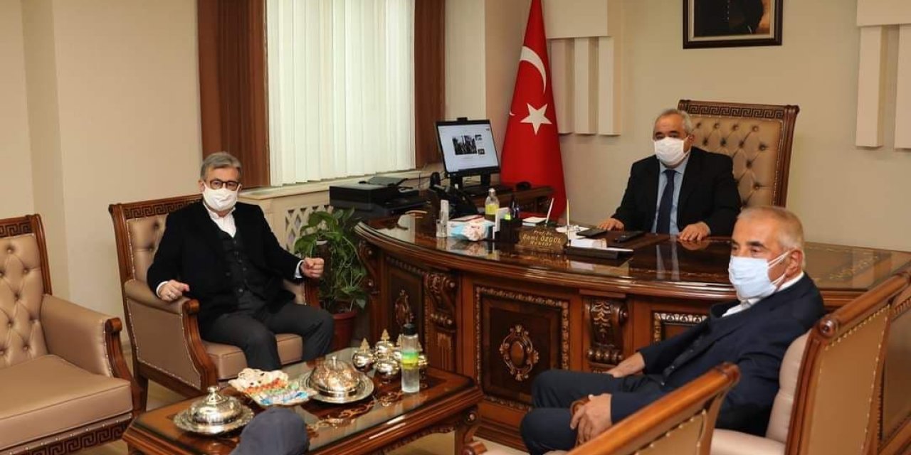 Sanayici Kadir Kurtul Rektör Özgül’ü ziyaret etti