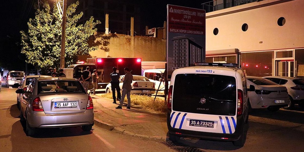 İzmir'de anne ve babasını siyanürle öldüren sanığa 2 kez müebbet hapis cezası verildi