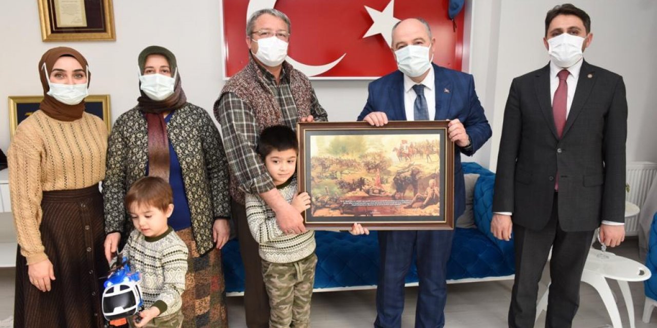 Ο κυβερνήτης Coşkun επισκέφθηκε οικογένειες μαρτύρων και βετεράνων