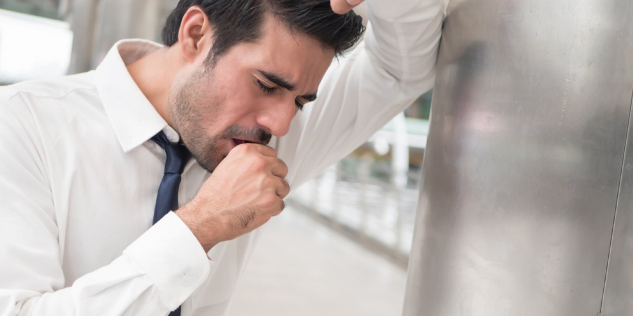 Elektronik sigara covid-19 riskini 5 kat artırıyor