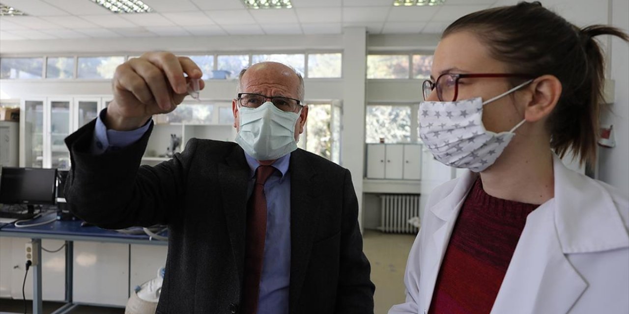 TÜBİTAK ödüllü bilim insanı kurak dünyada yaşayabilecek bitkilerin 'anahtarını' arıyor