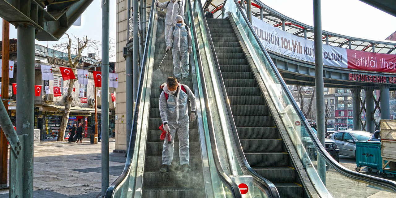 Kahramanmaraş’ta dezenfeksiyon çalışmaları devam ediyor