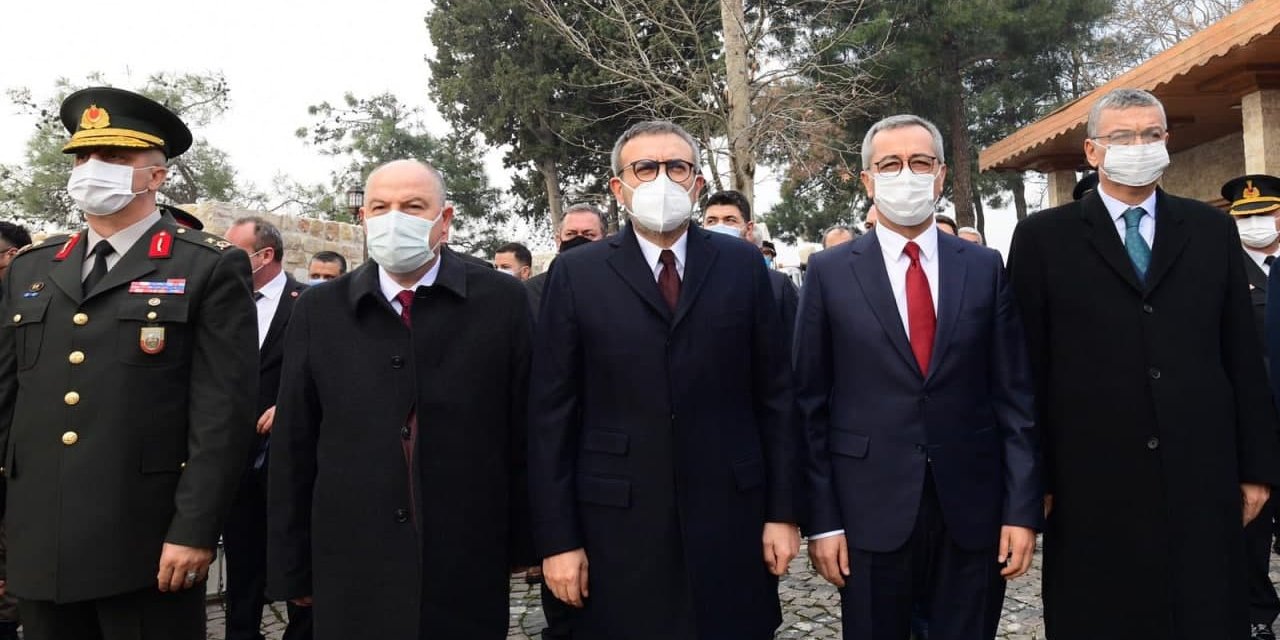 Mahir Ünal: 12 Şubat ruhuyla, 15 Temmuz ruhu kardeştir