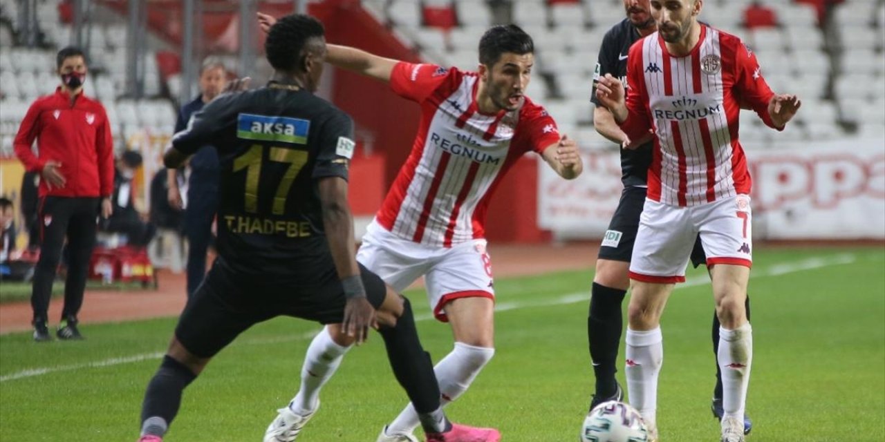 Antalyaspor sahasında Malatyaspor ile berabere kaldı