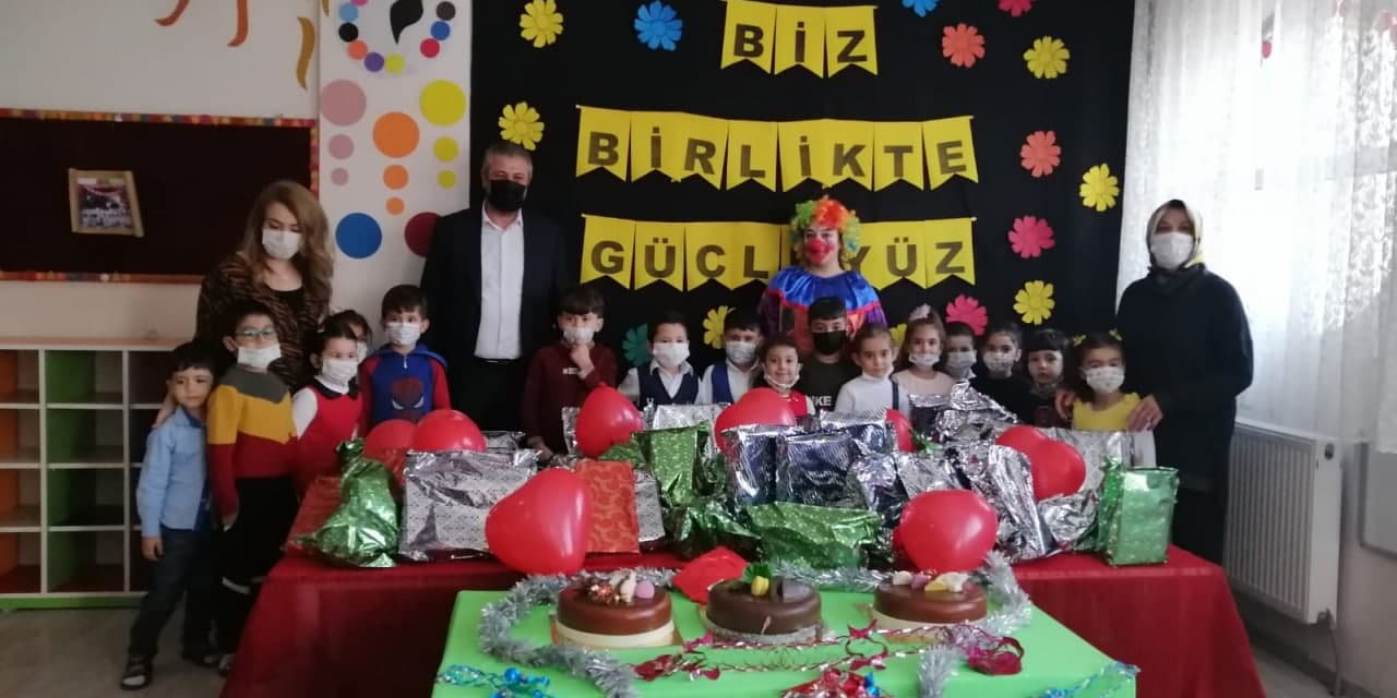 Kahramanmaraşlı iş insanı anaokulu öğrencilerine sürpriz yaptı