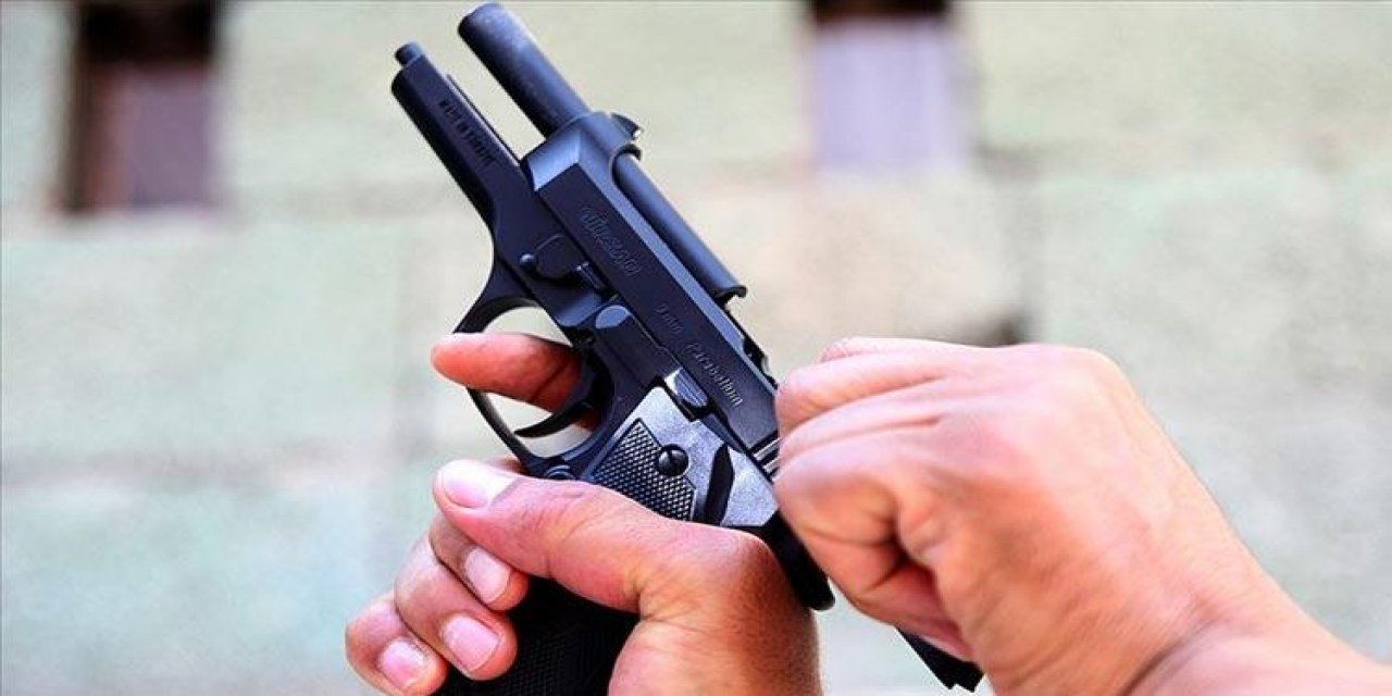 Kahramanmaraş'ta ruhsatsız 4 silah ele geçirildi