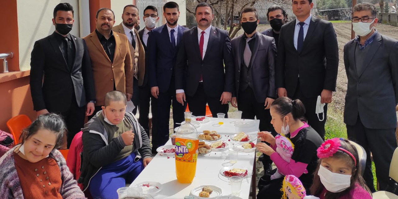 Ülkü Ocakları Başkanı Nar’dan Down Sendromu Günü mesajı