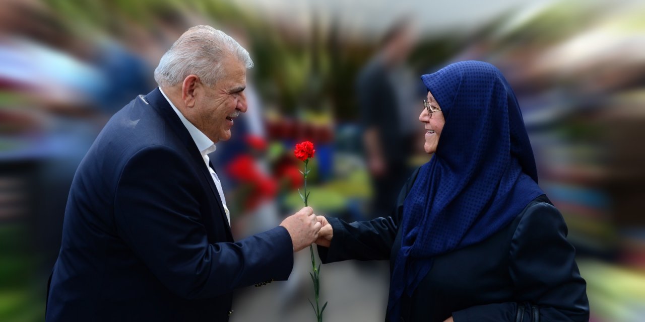 Başkan Mahçiçek: Sonsuz sevgi abideleri olan annelerimizin günü kutlu olsun