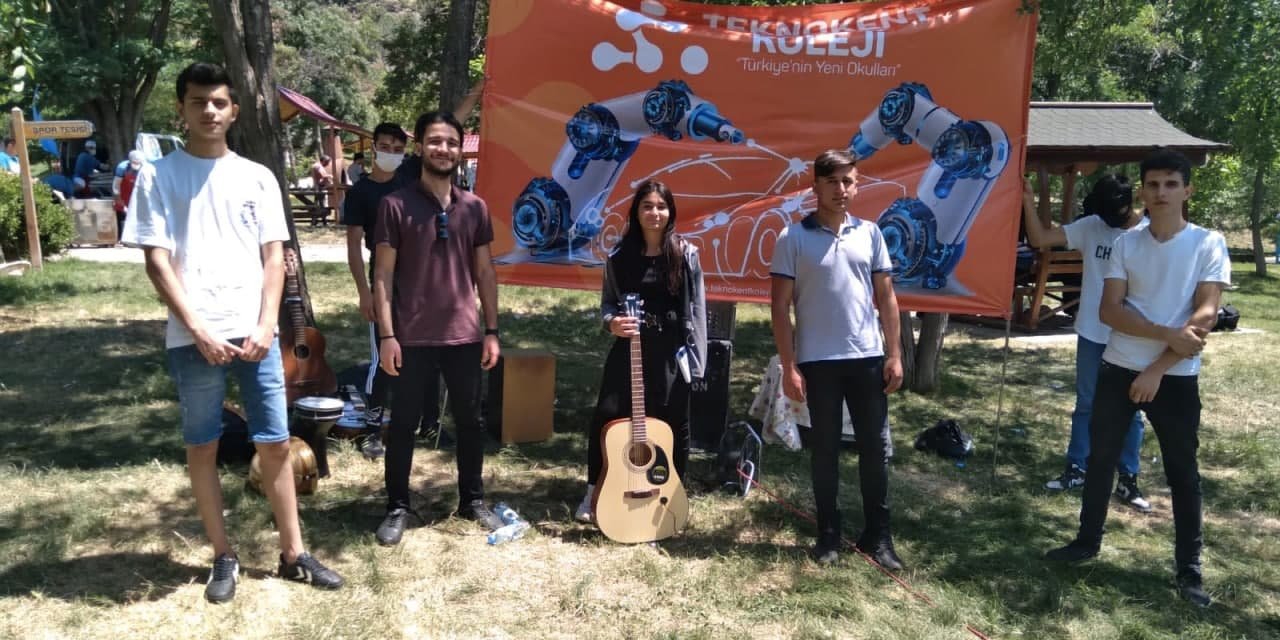 Teknokent Koleji öğrencileri stres attı