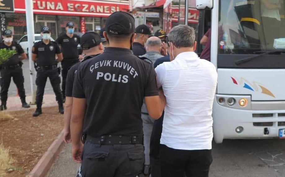 Kahramanmaraş’ta sarı maden operasyonunda 8 kişi tutuklandı