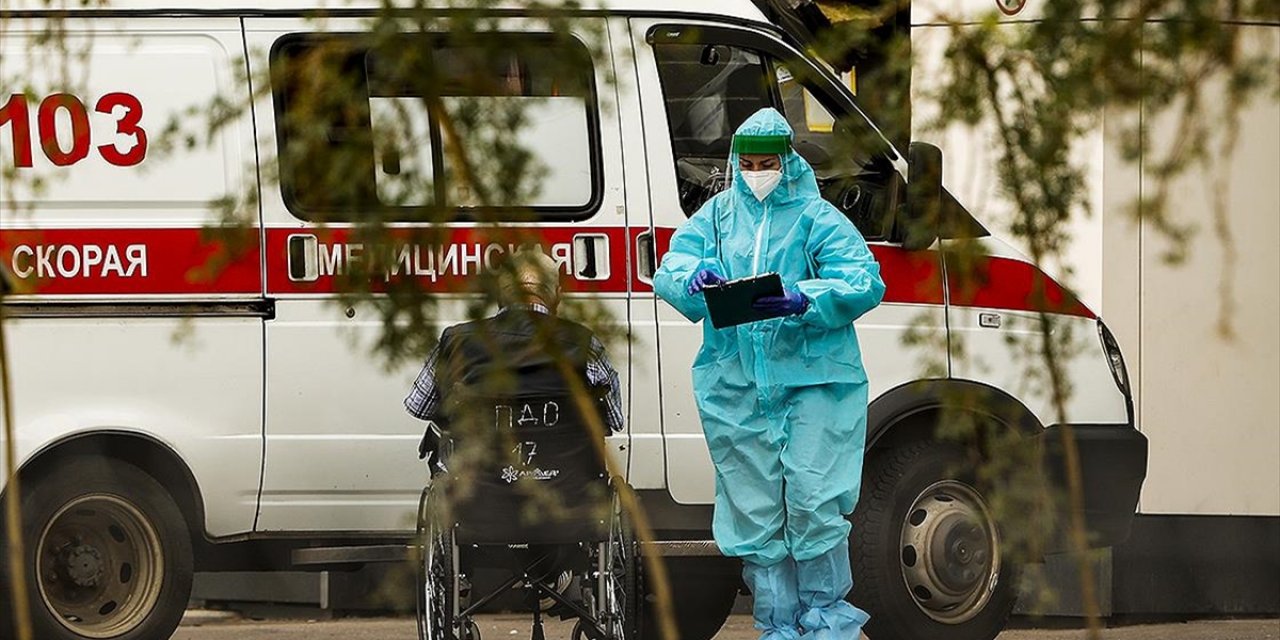 Rusya'da Kovid-19 kaynaklı en yüksek günlük ölüm sayısı kaydedildi