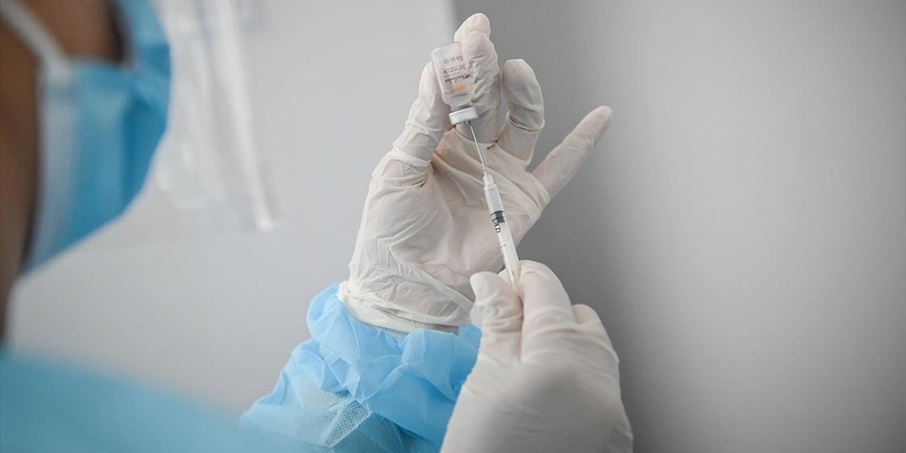 Türkiye'nin The Lancet'te yayımlanan Sinovac aşısına ilişkin Faz-3 çalışması dünyada ilk oldu