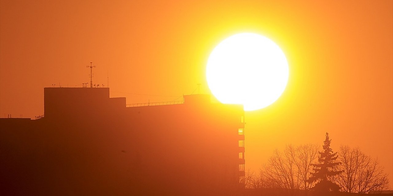 Yüksek hızlı güneş fırtınası bugün Dünya'yı vurabilir
