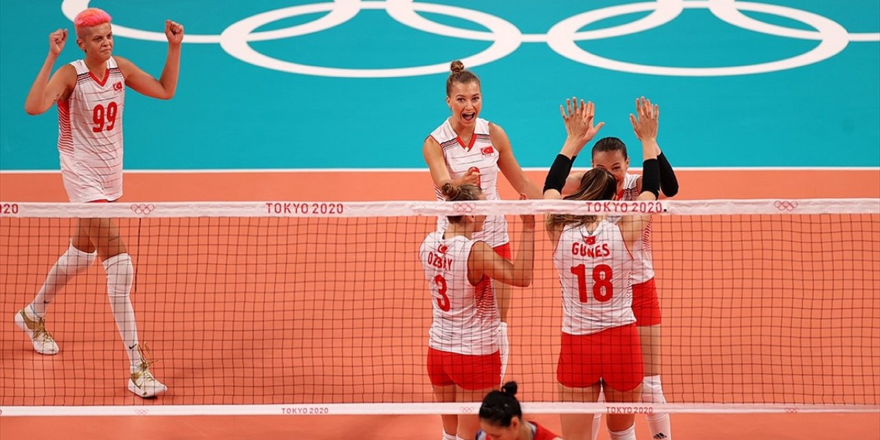 A Milli Kadın Voleybol Takımı, Tokyo 2020'de İtalya ile karşılaşacak
