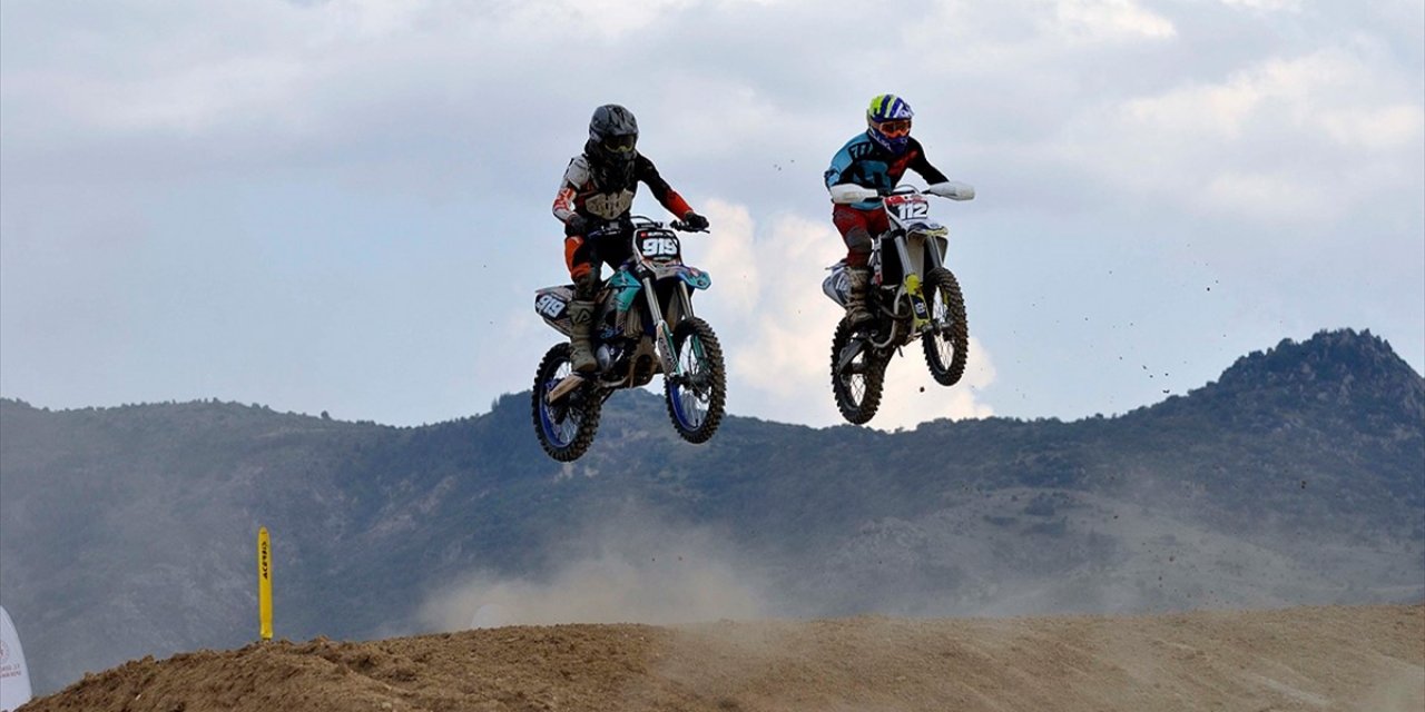 Afyonkarahisar motokros yarışlarında 100 binin üzerinde ziyaretçi ağırlayacak