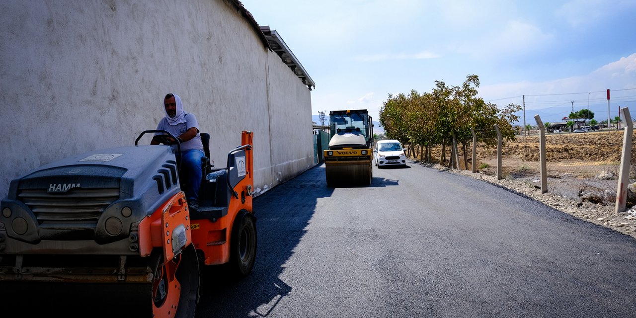 Aksu Mahallesi’nin yolları Dulkadiroğlu Belediyesi ile yenileniyor