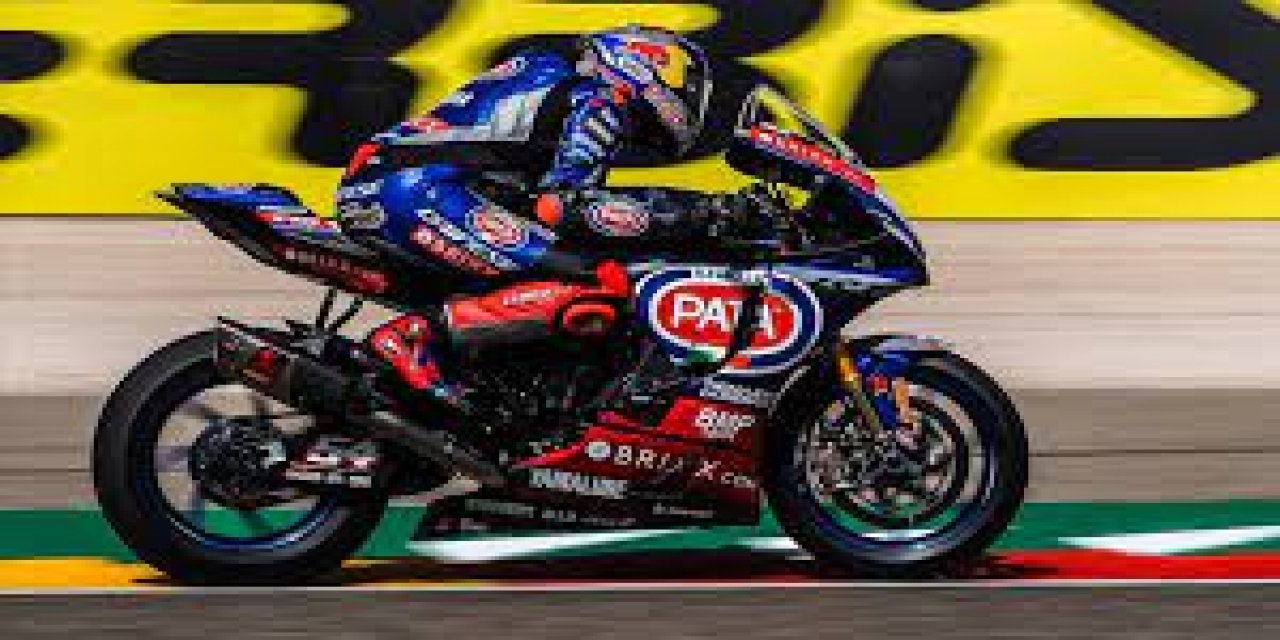 Milli motosikletçi Toprak Razgatlıoğlu, Çekya'da Superpole yarışında birinci oldu