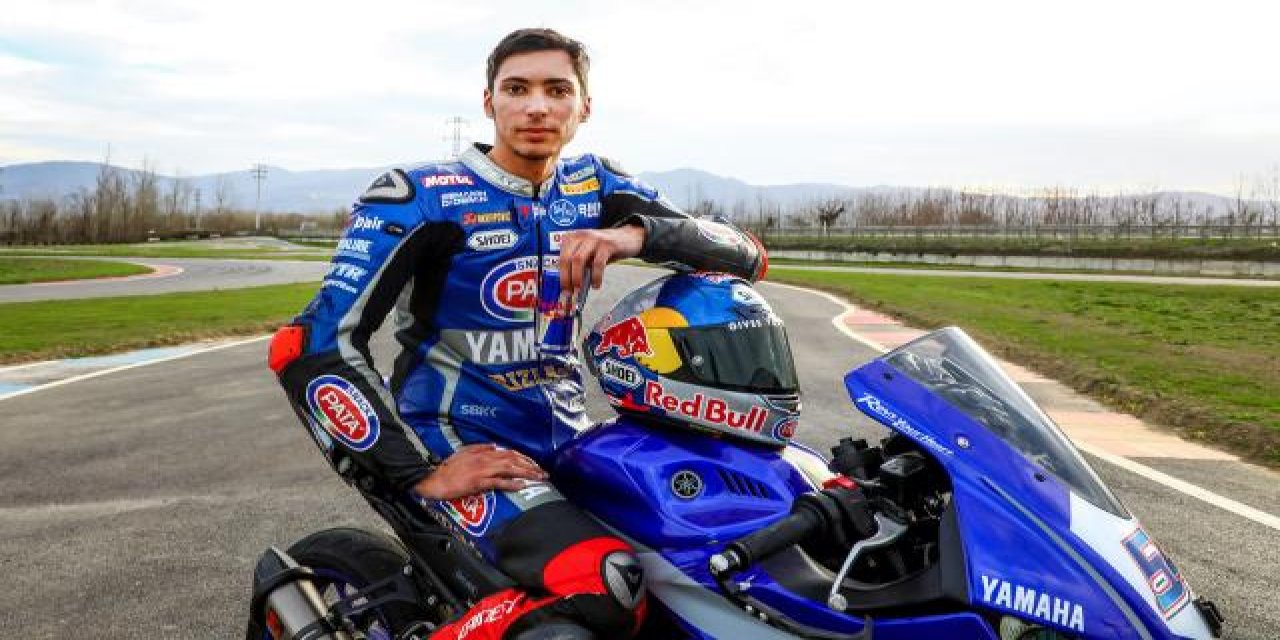 Milli motosikletçi Toprak Razgatlıoğlu, Çekya'da Superpole yarışında birinci oldu