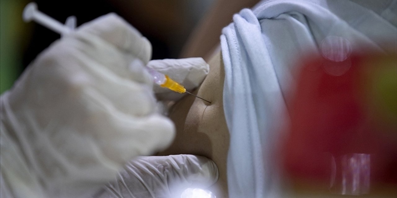 Sağlık Bakanlığınca Kovid-19 aşı uygulamasında yeni kararlar alındı