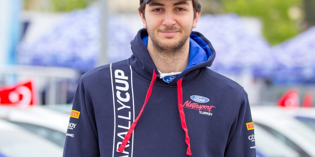 Çocukluk hayali gerçeğe döndü, hem mühendis hem ralli pilotu oldu