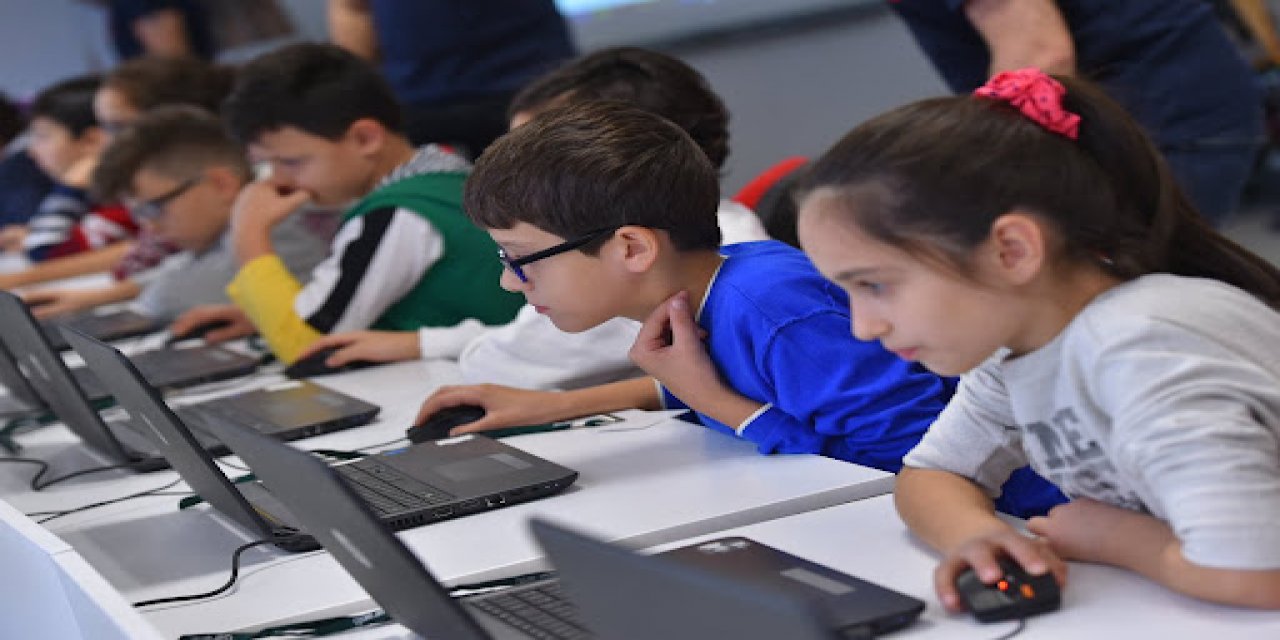 "Yarını kodlayanlar" 5 yılda 185 bini aşkın çocuğa ulaştı
