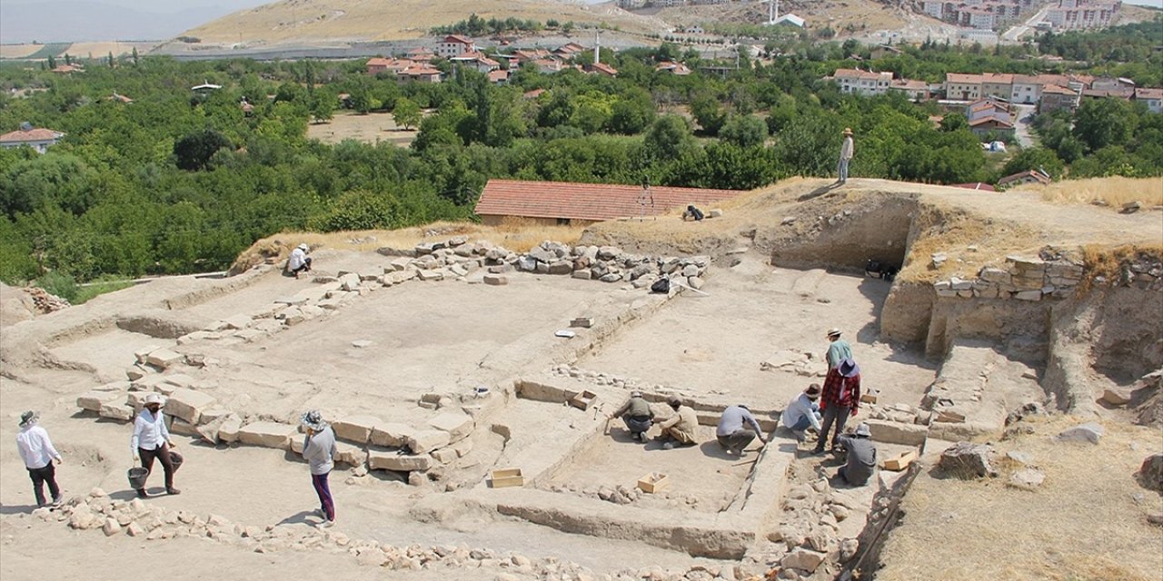 Arslantepe Höyüğü'nde ömür geçiren arkeologların UNESCO sevinci