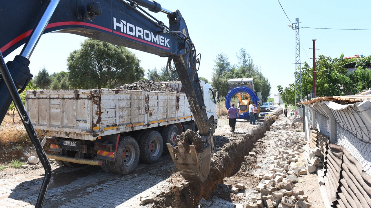 Güzelyurt Mahallesinde İçme Suyu Çalışmaları Devam Ediyor