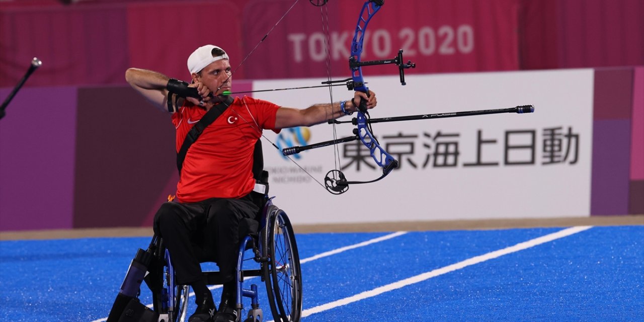 Tokyo Paralimpik Oyunları'nda Nihat Türkmenoğlu gümüş madalya kazandı