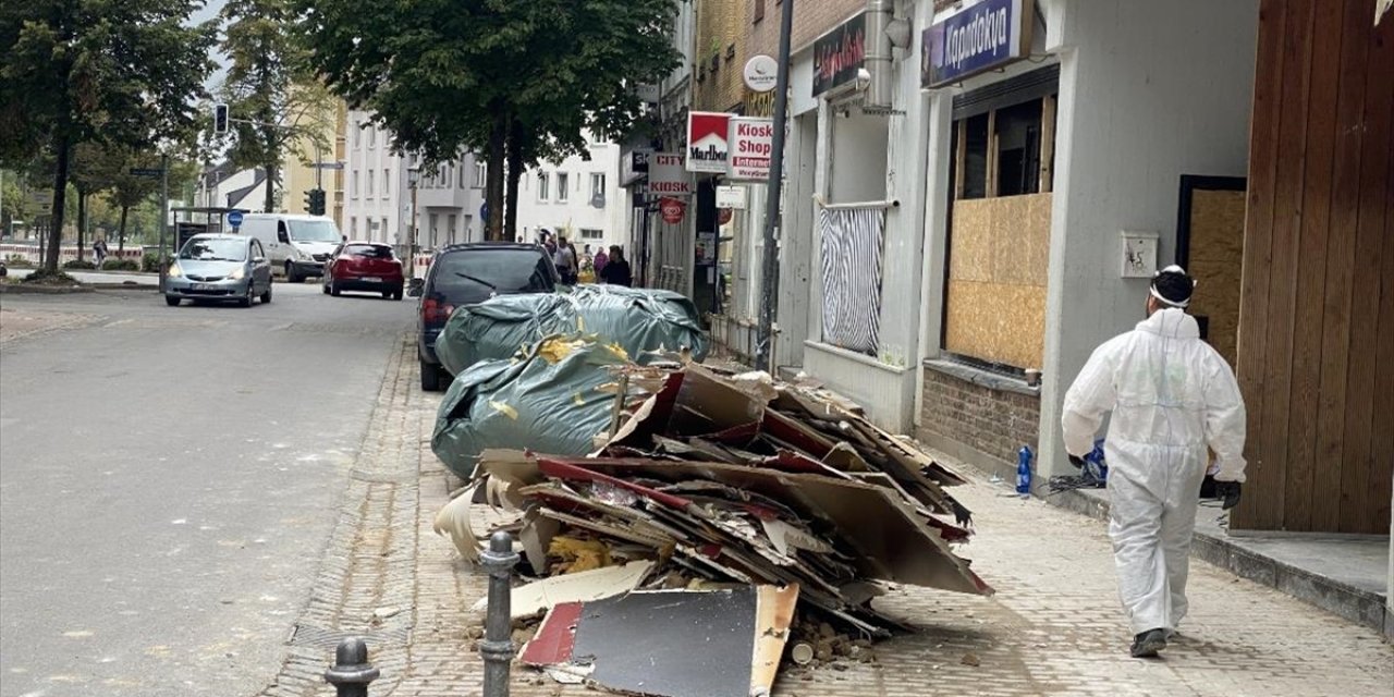 Almanya'da 6 hafta önce meydana gelen selin izleri hala silinemedi