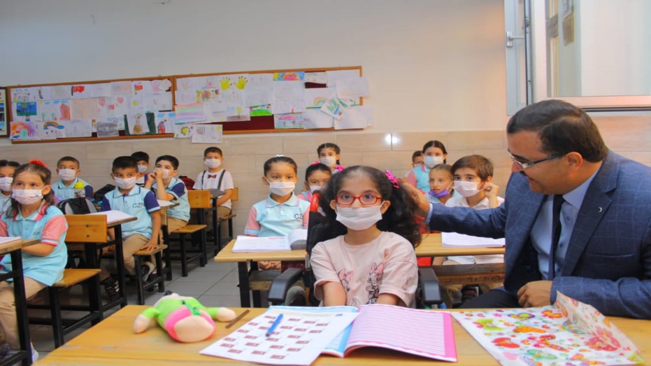 Kahramanmaraş'ta 2021-2022 Eğitim ve Öğretim Yılının İlk Ders Zili Çaldı