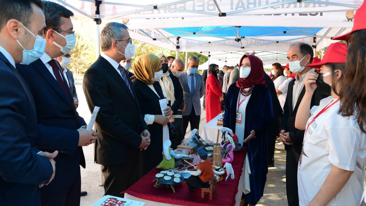 Başkan Güngör Özel Öğrencilerle Buluştu