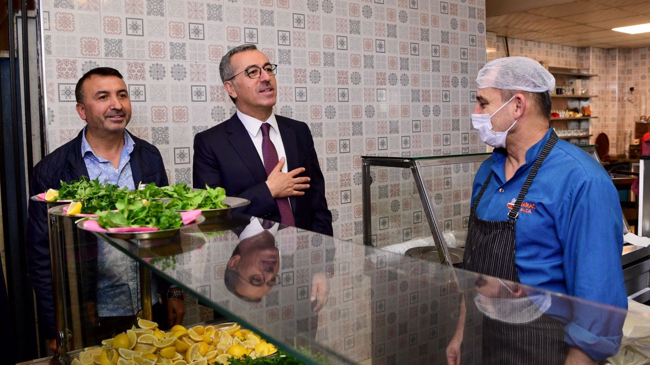 Başkan Güngör Boğaziçi’nde Esnafla Bir Araya Geldi