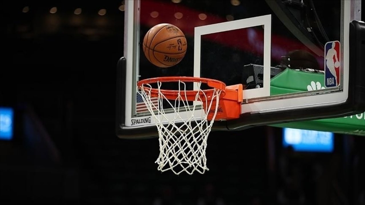 NBA'de Brooklyn Nets yıldız oyuncularıyla kazandı