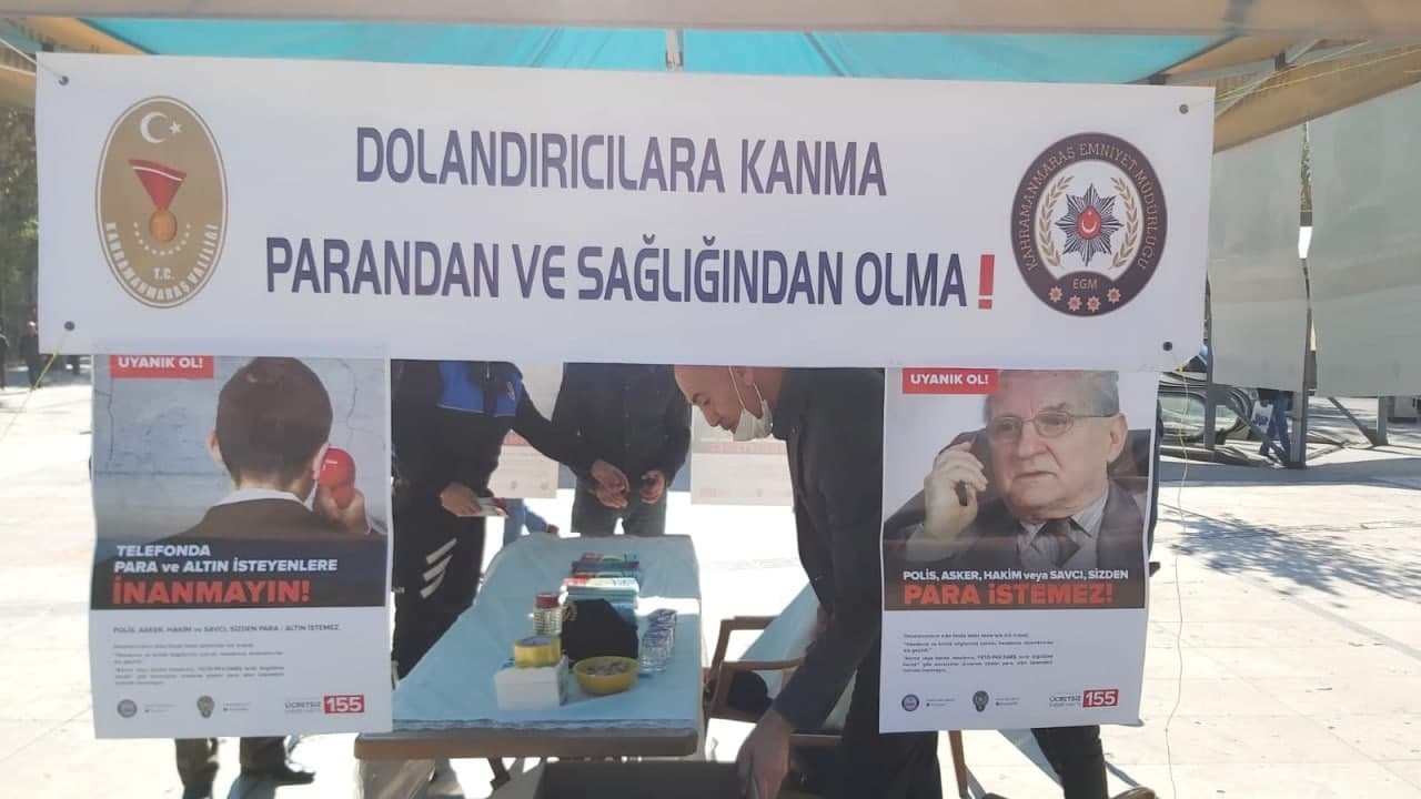 Kahramanmaraş'ta vatandaşlar dolandırıcılara yönelik bilgilendirildi