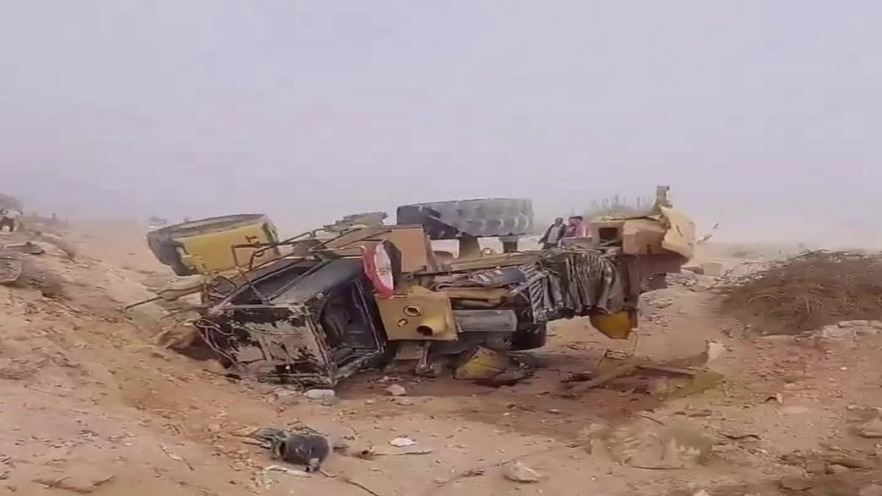 Mısır’da tren ve traktör çarpıştı : 1 ölü