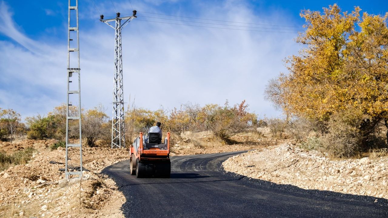 Dulkadiroğlu’nda Asfalt Çalışmaları Devam Ediyor